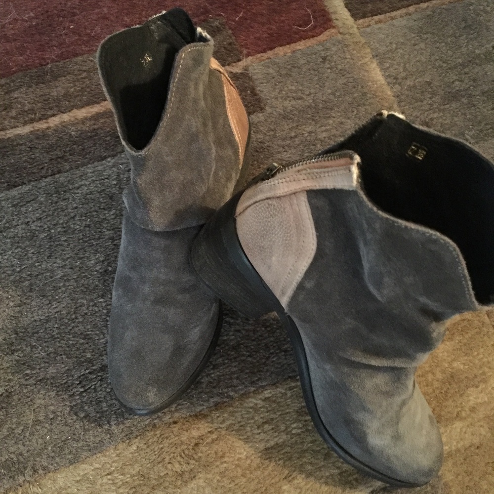 Rebels Ankle Leather Suede Boots